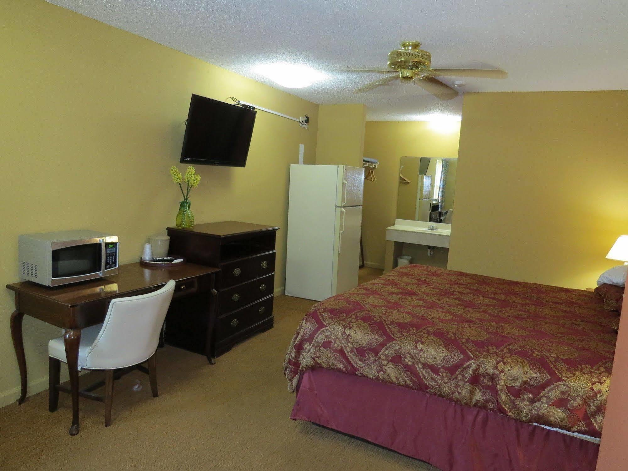 First Western Inn Caseyville Екстер'єр фото